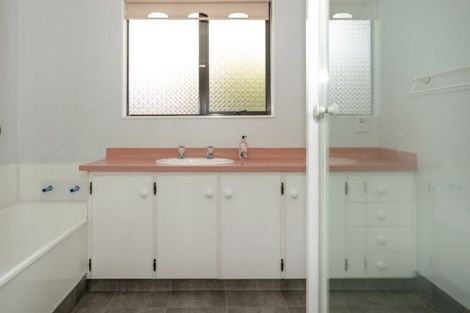 Photo of property in 9 Brooklyn Drive, Redwoodtown, Blenheim, 7201