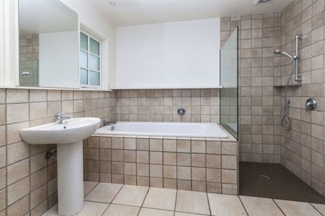 Photo of property in 74a Glandovey Road, Fendalton, Christchurch, 8052