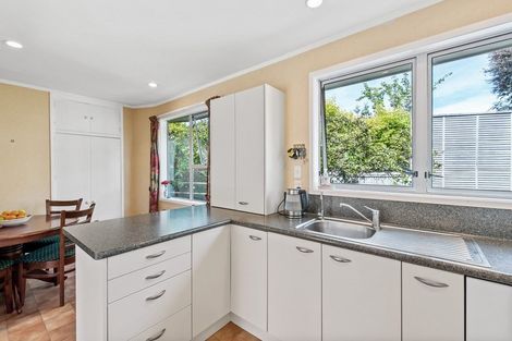 Photo of property in 50 Sylvan Avenue, Waikanae, 5036