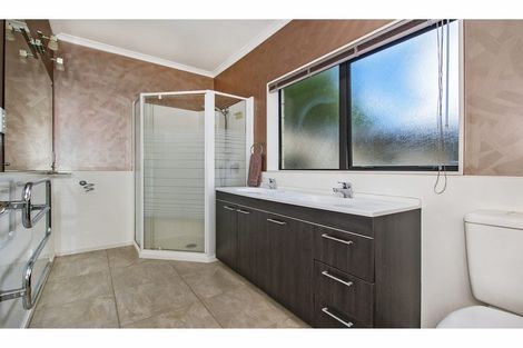 Photo of property in 16 Garden Court, Woodhill, Whangarei, 0110