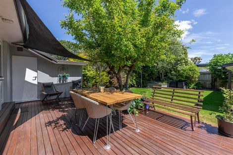 Photo of property in 11 Walnut Avenue, Strowan, Christchurch, 8052