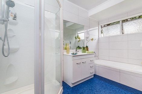 Photo of property in 56 Galvan Avenue, Sunnyhills, Auckland, 2010