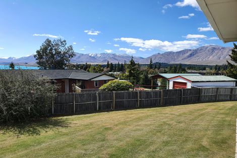 Photo of property in 32 Aorangi Crescent, Lake Tekapo, 7999