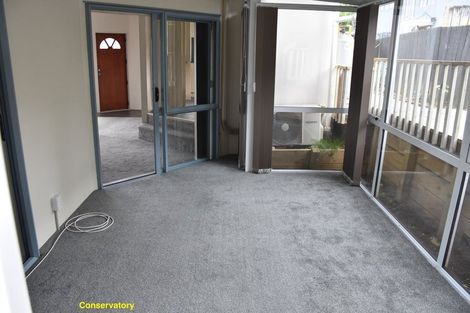 Photo of property in 1/30 Mountain Road, Mangere Bridge, Auckland, 2022