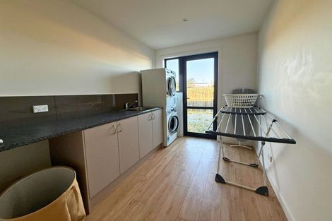 Photo of property in 8 Warbler Lane, Albert Town, Wanaka, 9305