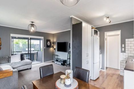 Photo of property in 42 Winton Street, Paraparaumu Beach, Paraparaumu, 5032