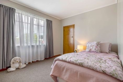 Photo of property in 40 Hadfield Crescent, College Estate, Whanganui, 4500