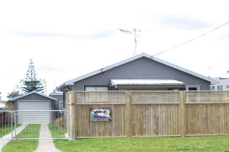 Photo of property in 14 Wallnutt Avenue, Waihi Beach, 3611