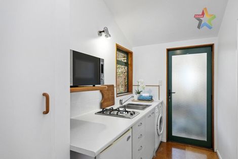 Photo of property in 34 Jocelyn Crescent, Pinehaven, Upper Hutt, 5019