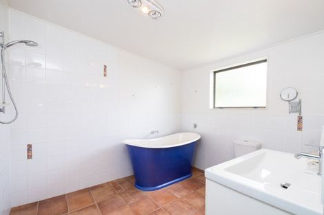 Photo of property in 14 Wellwood Terrace, Te Awanga, 4102