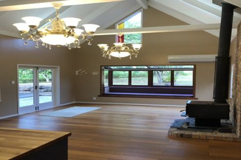 Photo of property in 5 Inchinnam Road, Flat Bush, Auckland, 2016