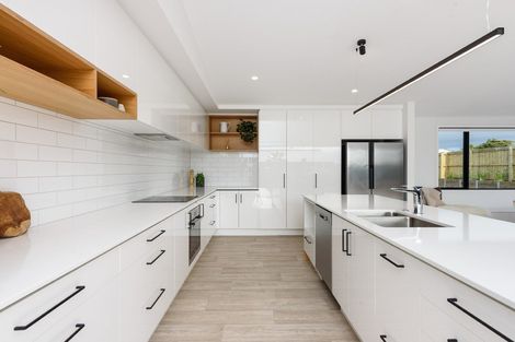 Photo of property in 1118 Papamoa Beach Road, Papamoa Beach, Papamoa, 3118