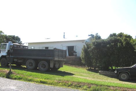 Photo of property in 2 Nikau Road, Oneroa, Waiheke Island, 1081