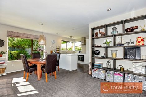 Photo of property in 20 Shamrock Place, Halswell, Christchurch, 8025