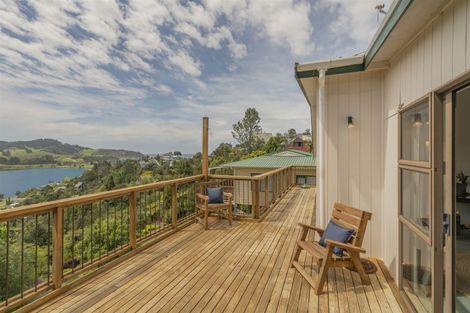 Photo of property in 27 Tairua Heights, Tairua, 3508