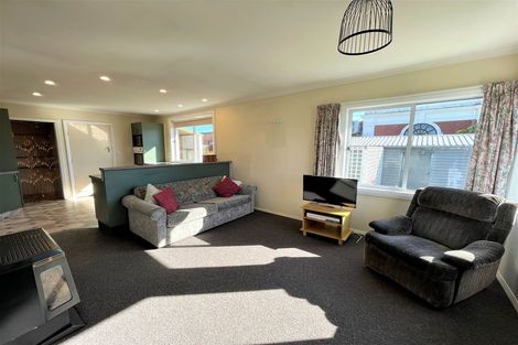 Photo of property in 25 John Street, Balclutha, 9230