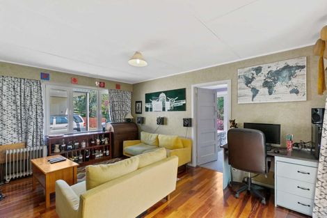 Photo of property in 917 South Head Road, South Head, Helensville, 0874