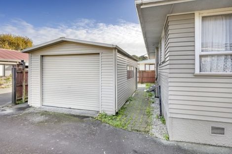 Photo of property in 16a Nogat Avenue, Papatoetoe, Auckland, 2024