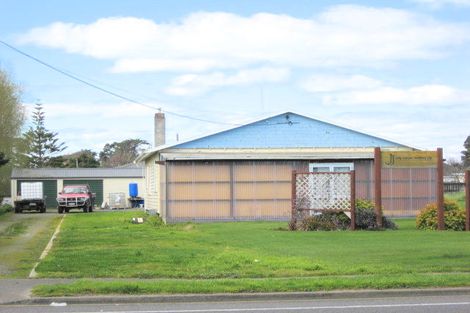 Photo of property in 160 Bridge Street, Bulls, 4818