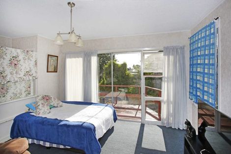 Photo of property in 33 Tairere Crescent, Rosehill, Papakura, 2113