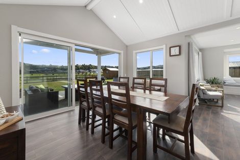 Photo of property in 56 Oakdale Drive, Kinloch, Taupo, 3377
