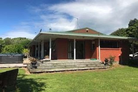 Photo of property in 36 South Manakau Road, Manakau, Otaki, 5583