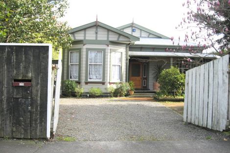 Photo of property in 301 College Street, West End, Palmerston North, 4410