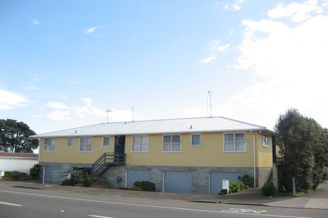 Photo of property in 109 Molesworth Street, New Plymouth, 4312