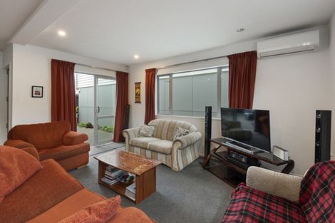 Photo of property in 70c Elizabeth Street, Riccarton, Christchurch, 8041