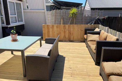 Photo of property in 52 Somerset Road, Mount Roskill, Auckland, 1041