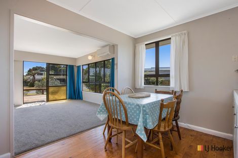 Photo of property in 19 Roretana Drive, Athenree, Katikati, 3177