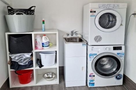 Photo of property in 43 Lake Crescent, Hamilton Lake, Hamilton, 3204