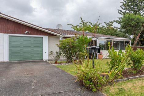 Photo of property in 96b Belvedere Avenue, Waikanae, 5036