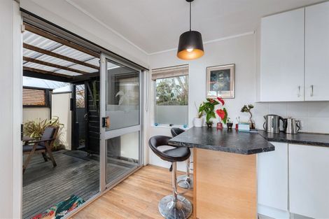 Photo of property in 1/21 Solar Road, Glen Eden, Auckland, 0602