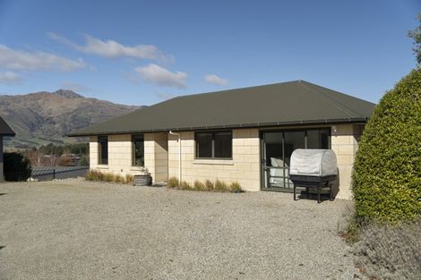 Photo of property in 8 Mary Lane, Lake Hawea, Wanaka, 9382