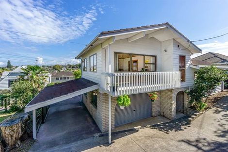 Photo of property in 1/47 Stanley Avenue, Milford, Auckland, 0620