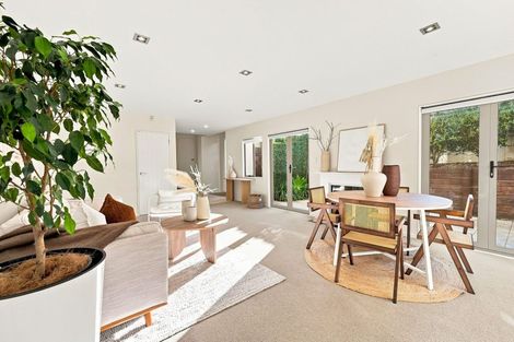 Photo of property in 1b Brighton Terrace, Mairangi Bay, Auckland, 0630
