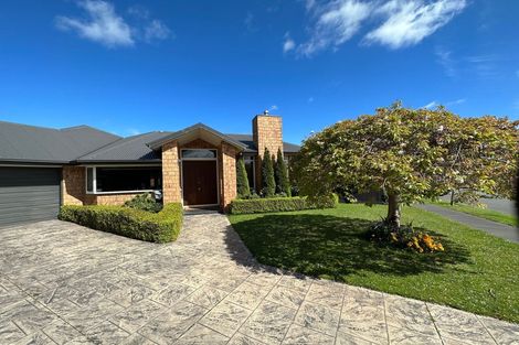 Photo of property in 17 Burbank Drive, Aidanfield, Christchurch, 8025