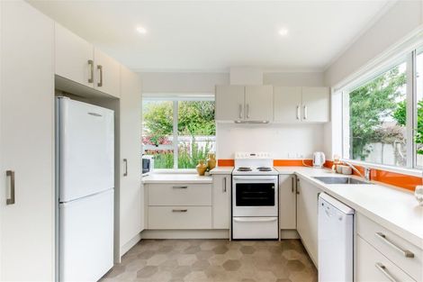 Photo of property in 7a Belvedere Avenue, Waikanae, 5036