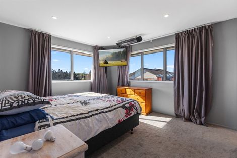 Photo of property in 10 Elena Place, Welcome Bay, Tauranga, 3112