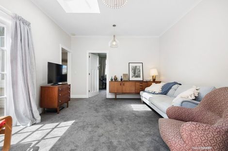 Photo of property in 55 Rhine Street, Island Bay, Wellington, 6023