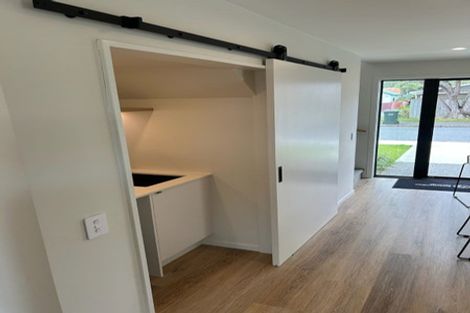 Photo of property in 3/24 Vincent Street, Waterloo, Lower Hutt, 5011