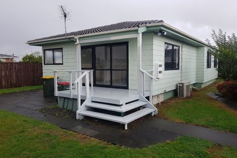 Photo of property in 2/21 Beeston Crescent, Manurewa, Auckland, 2102