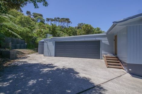 Photo of property in 13 Bush Point Road, Cable Bay, 0420