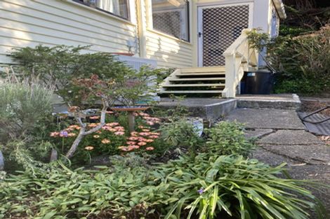 Photo of property in 10 Matai Terrace, Eastbourne, Lower Hutt, 5013