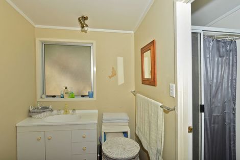 Photo of property in 184 Kauri Mountain Road, Taiharuru, Onerahi, 0192