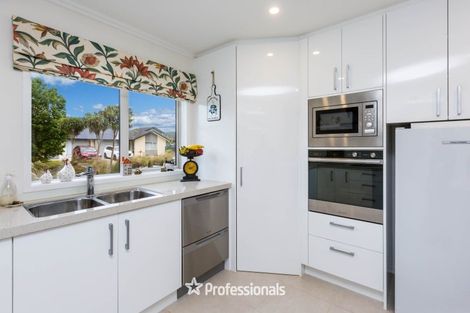 Photo of property in 13 Somerby Mews, Silverstream, Upper Hutt, 5019