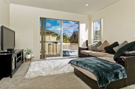 Photo of property in 27a Sapperton Drive, Henderson, Auckland, 0612
