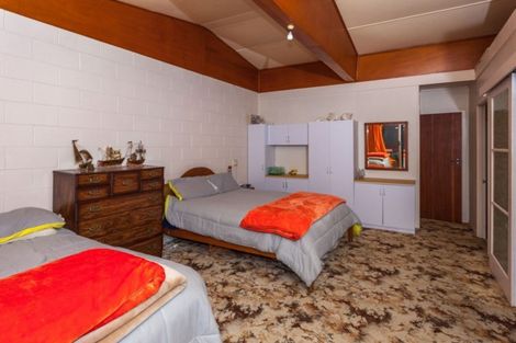 Photo of property in 43 Robinson Road, Whitianga, 3510