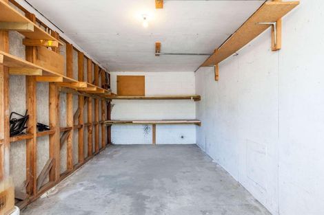 Photo of property in 2/18 Fowler Street, Northcote, Auckland, 0627